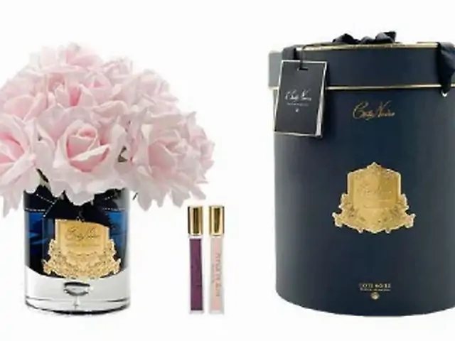 Grand Bouguet -French Pink Black &Gold