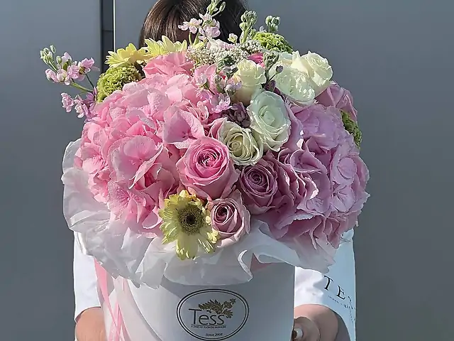 Букет в шляпній коробці 