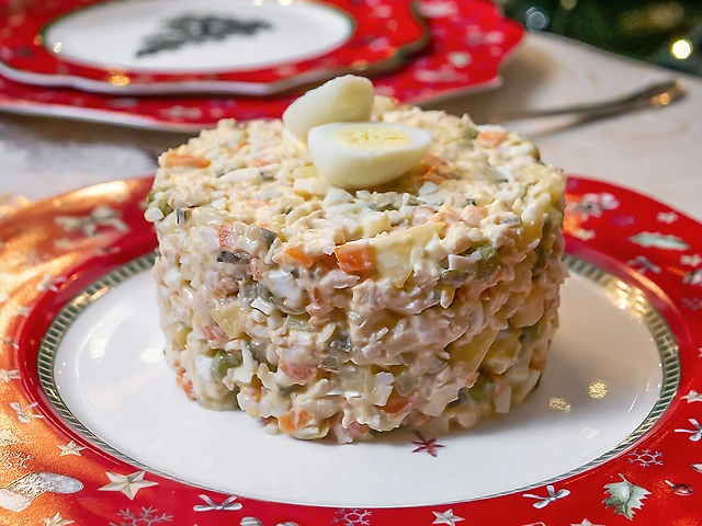 Олівє з куркою