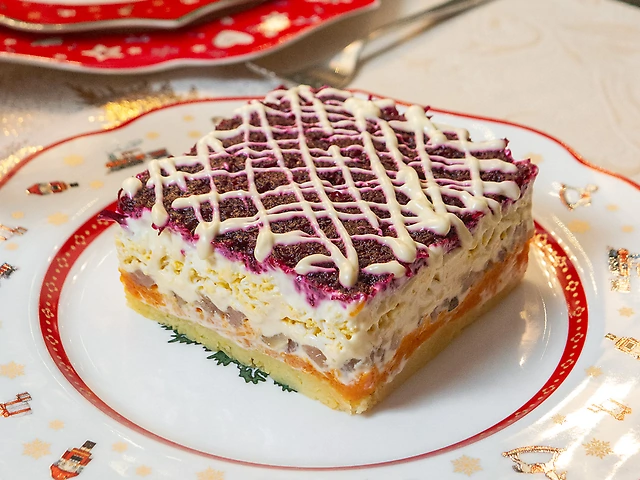 Оселедець під шубою