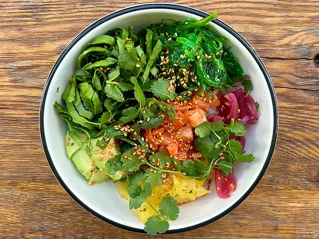 Поке лосось