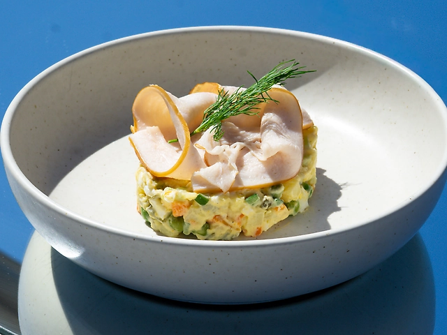 Олів'є з копченою куркою
