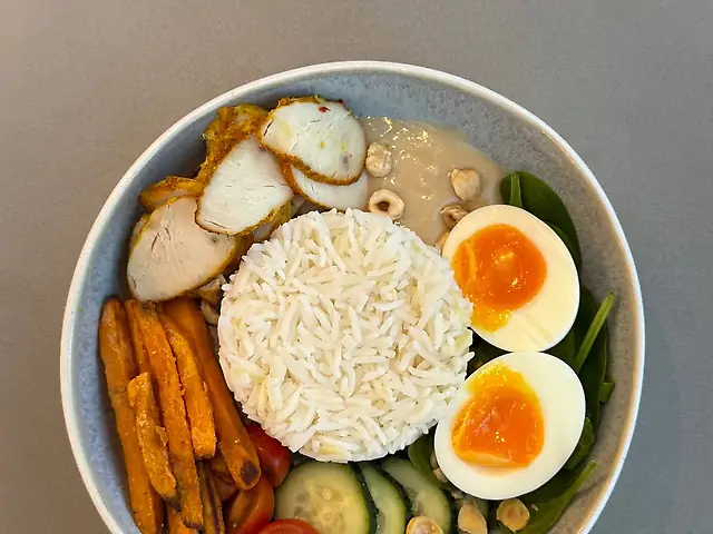 Боул з куркою