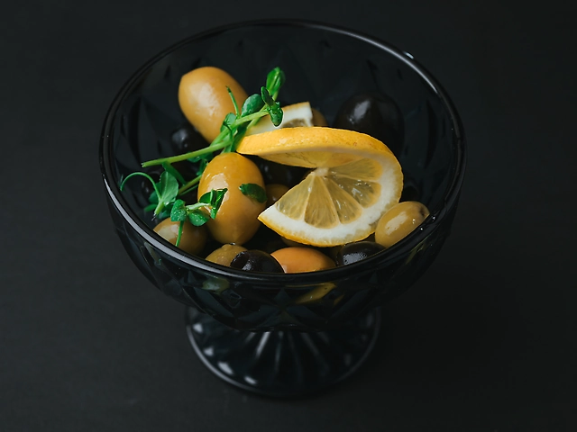 Маслини/оливки