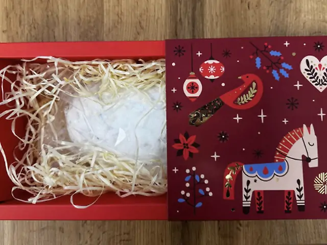 Штолен з марципаном