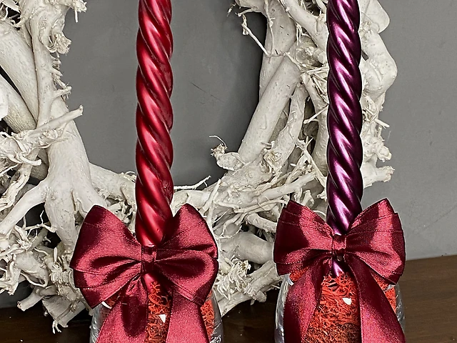 Свічник червоний