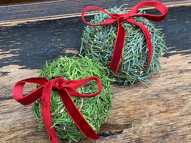 Ароматичні ялинкові іграшки