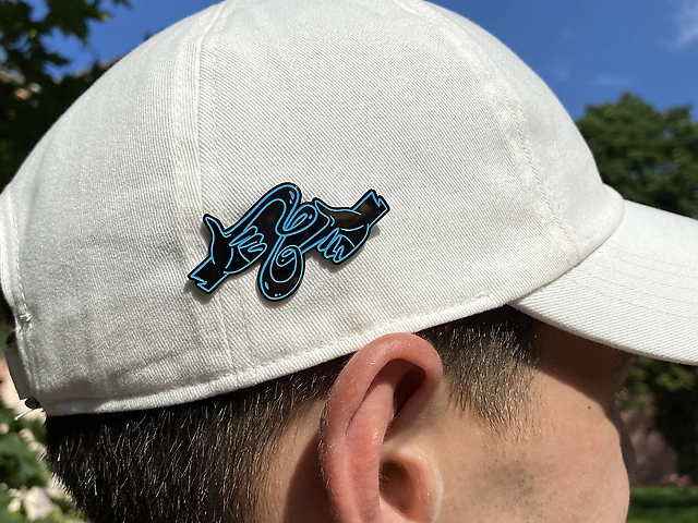 Пін "Блакитні руки"