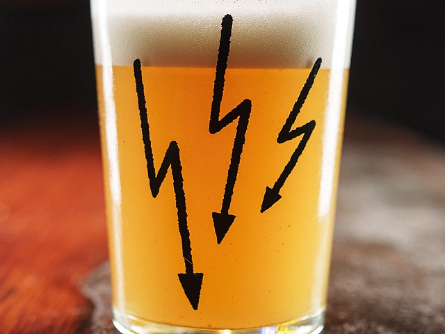 Volta Peach-calamansi sour